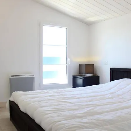 Villa Maison 4 Pièces- 6 Couchages- Saint-denis D'oléron Sdo000-070 *