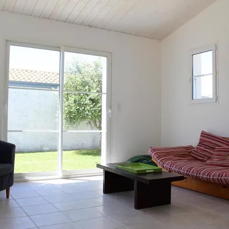 Maison 4 Pieces- 6 Couchages- Saint-denis D'oleron Sdo000-070 빌라 *