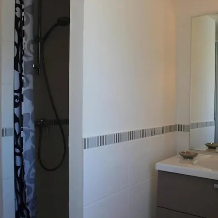 Maison 4 Pieces- 6 Couchages- Saint-denis D'oleron Sdo000-070 * Saint-Denis-dʼOléron